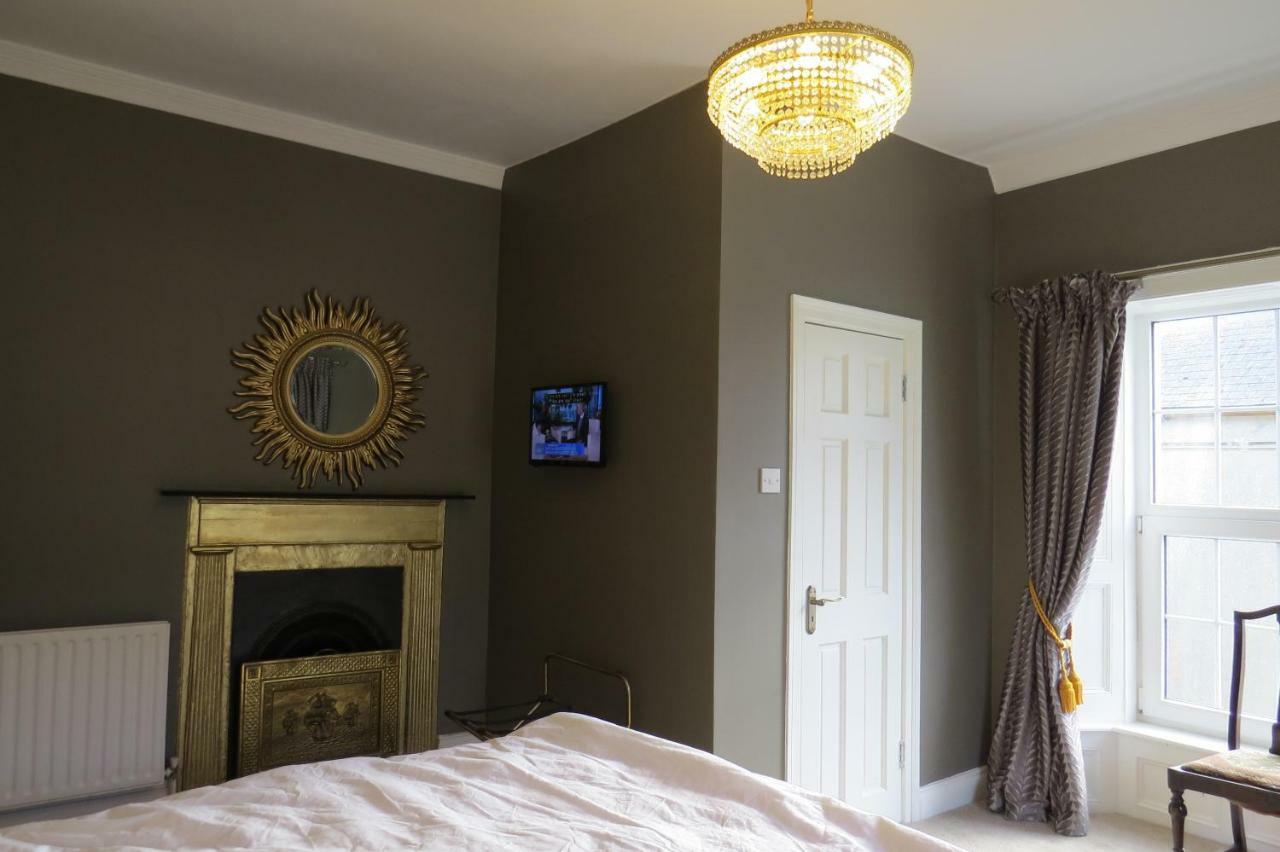 Devon View House Bed & Breakfast Йол Екстериор снимка