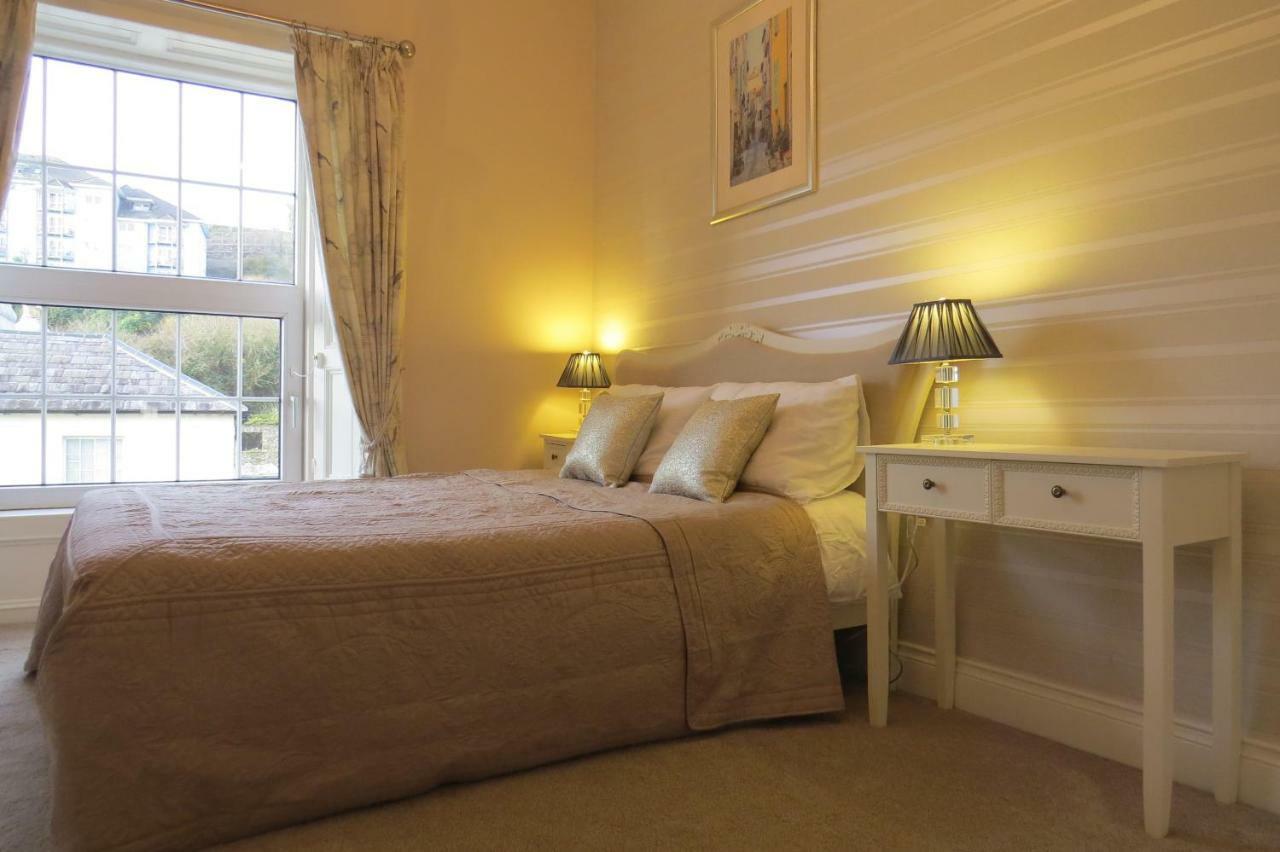 Devon View House Bed & Breakfast Йол Екстериор снимка