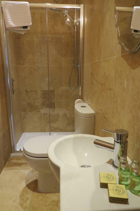 Devon View House Bed & Breakfast Йол Екстериор снимка