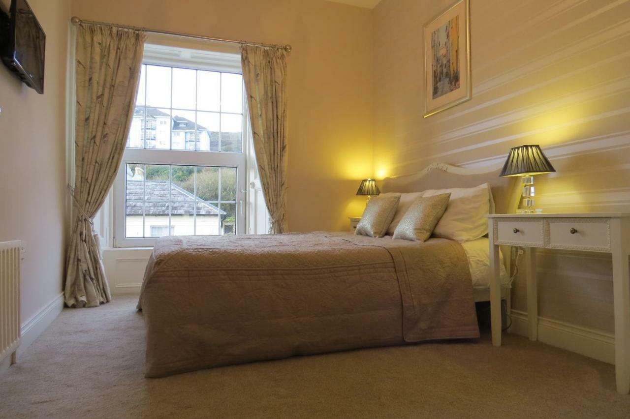 Devon View House Bed & Breakfast Йол Екстериор снимка