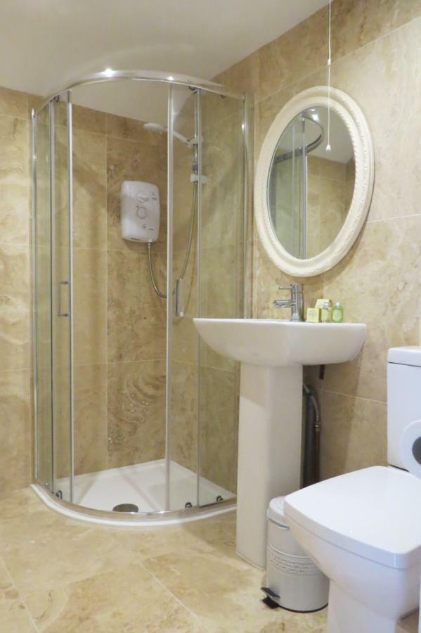 Devon View House Bed & Breakfast Йол Екстериор снимка