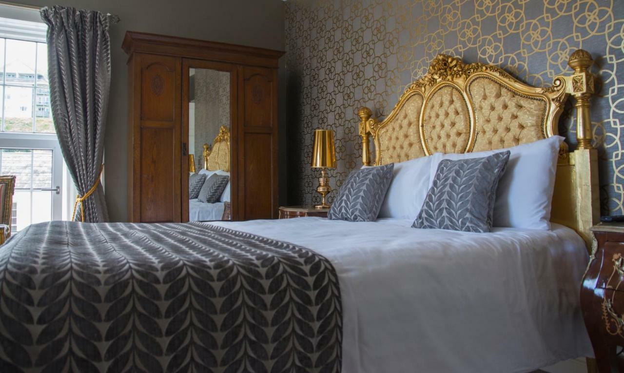 Devon View House Bed & Breakfast Йол Екстериор снимка