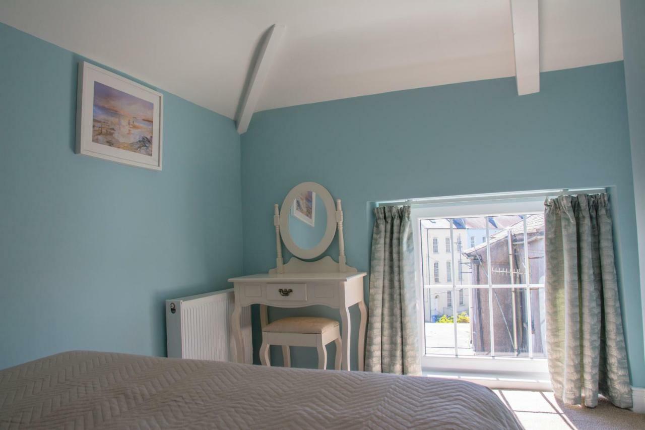 Devon View House Bed & Breakfast Йол Екстериор снимка