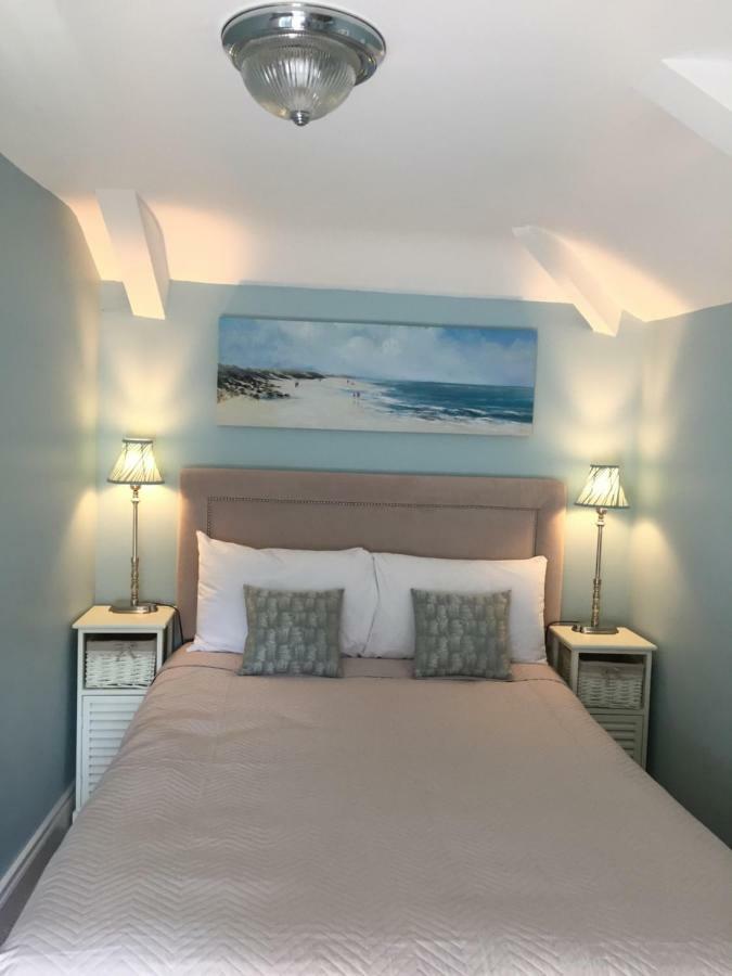 Devon View House Bed & Breakfast Йол Екстериор снимка